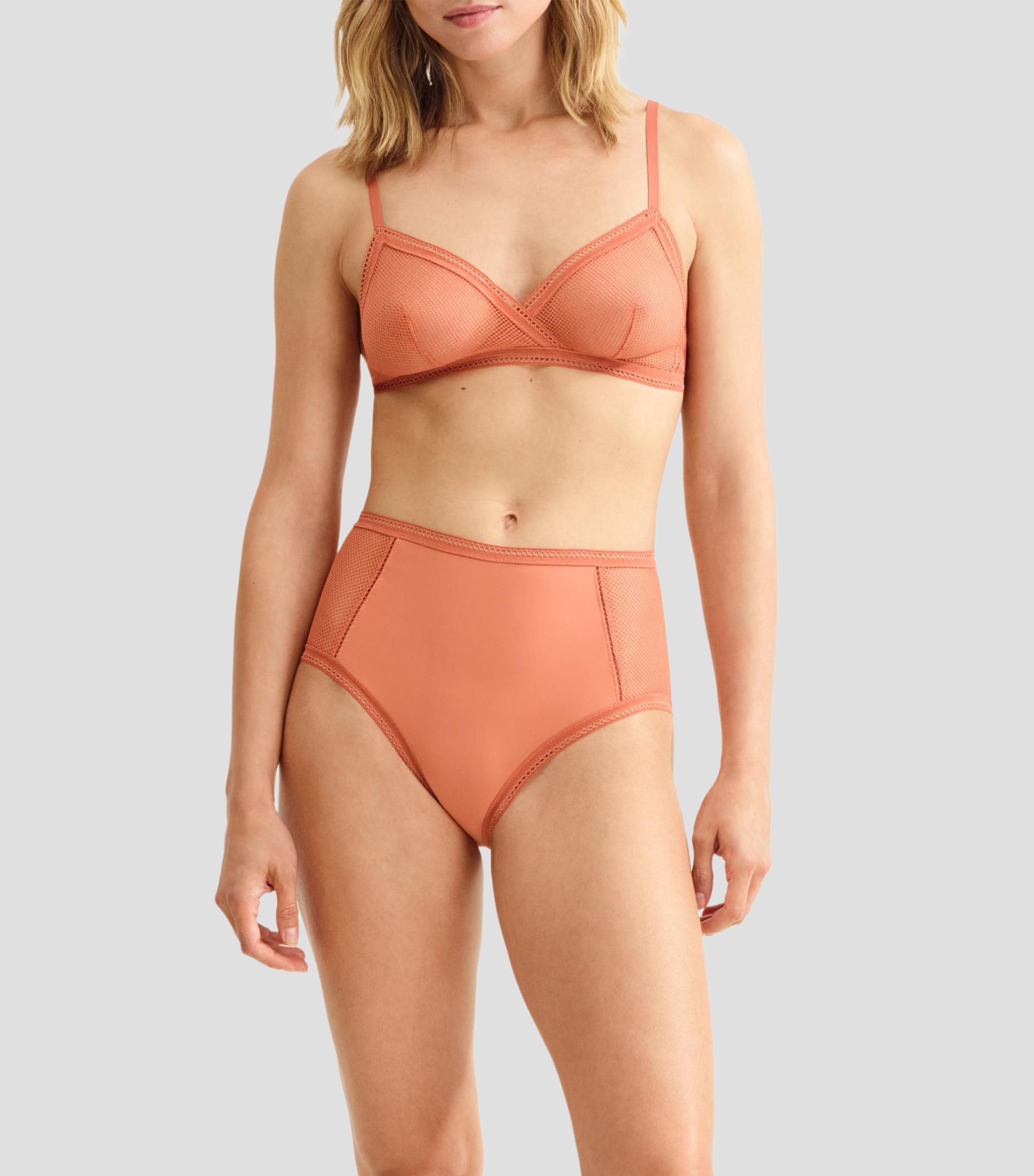 Bikini liso Lotus Mujer